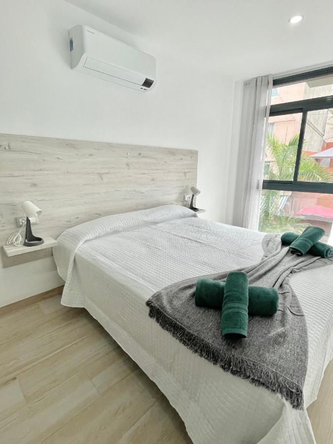 Island Suites Arona  Esterno foto