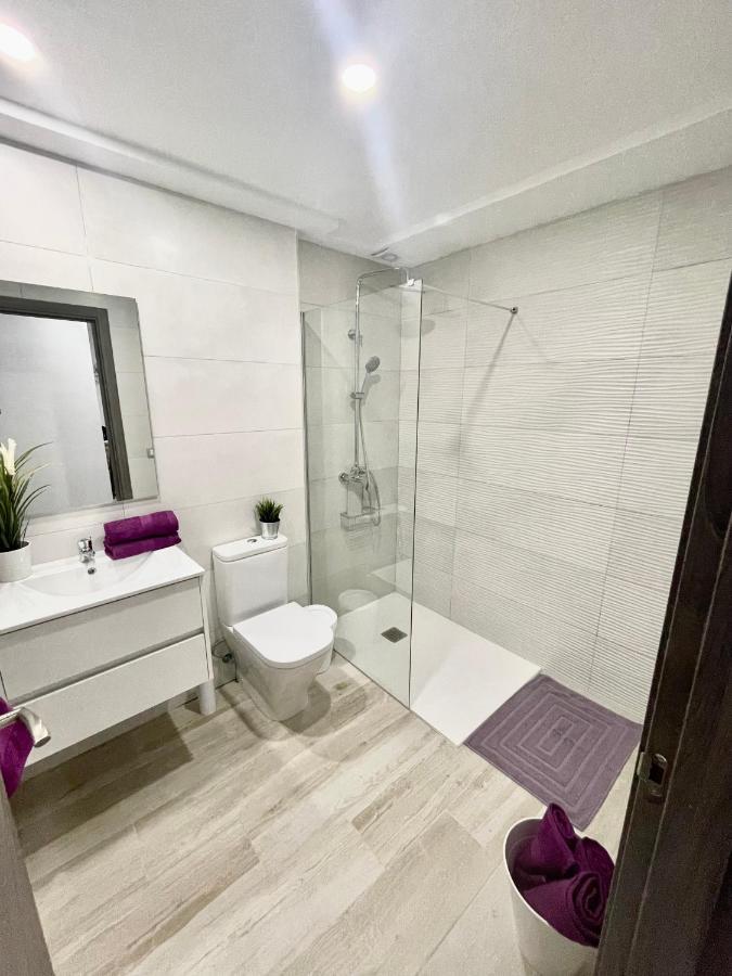 Island Suites Arona  Esterno foto