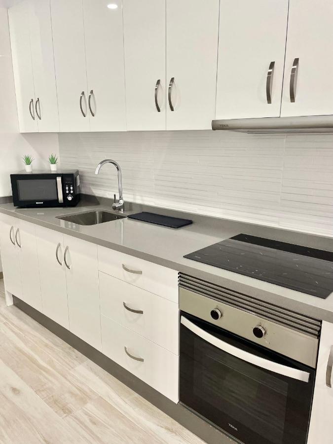 Island Suites Arona  Esterno foto